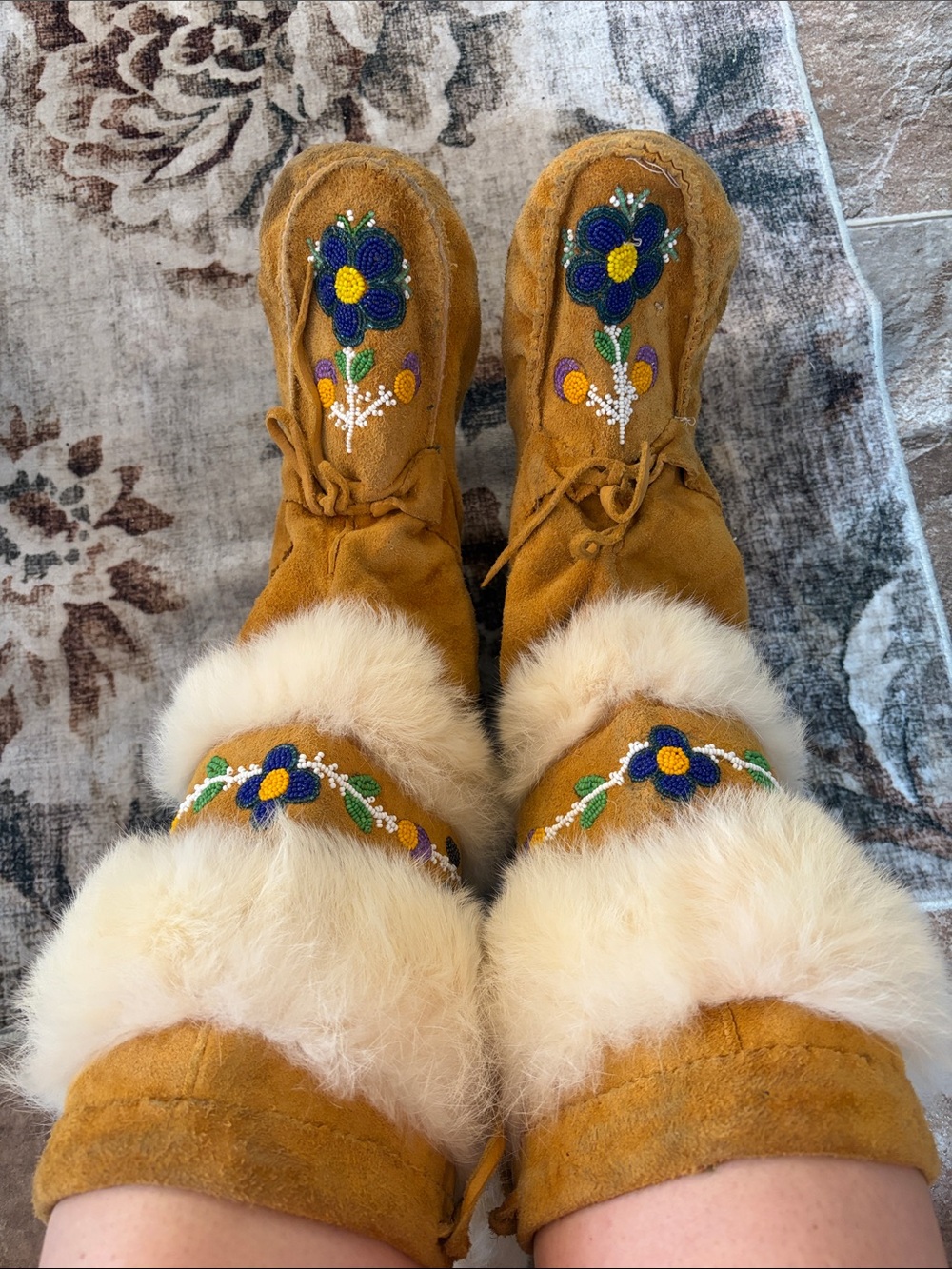 Vintage 1970s Hand-Beaded Leather Mukluks – Thompson, Manitoba